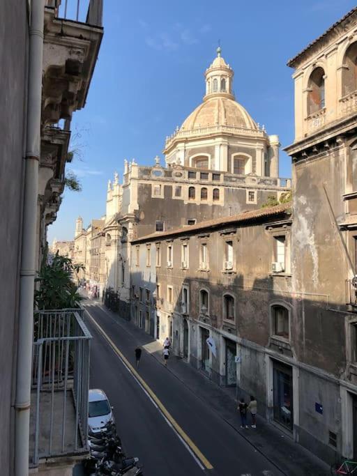 Appartement Casa D'Amico Al Duomo à Catane Extérieur photo
